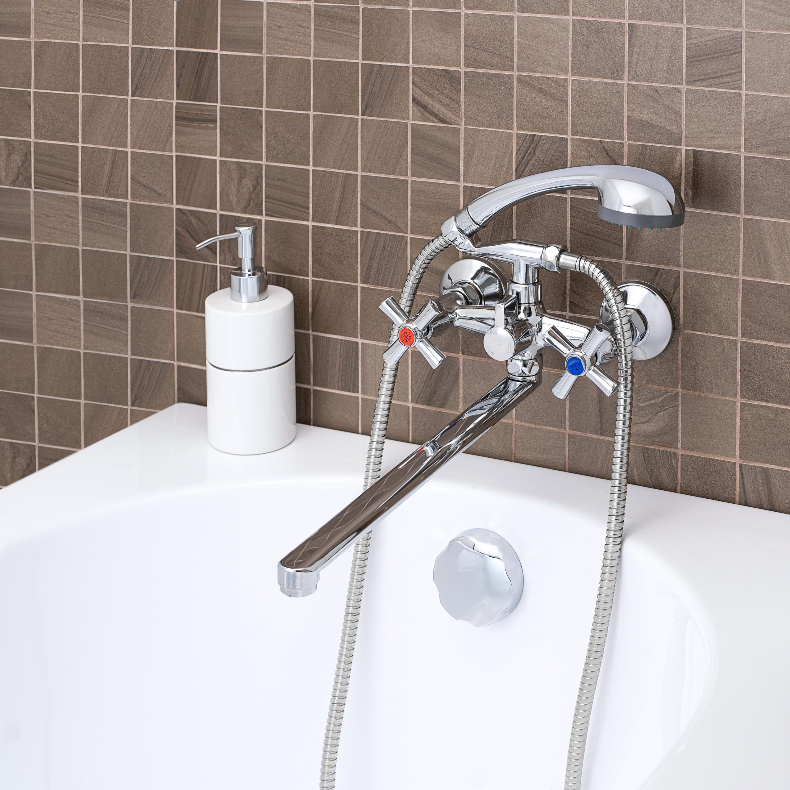 SL138-140P  Смеситель для ванны