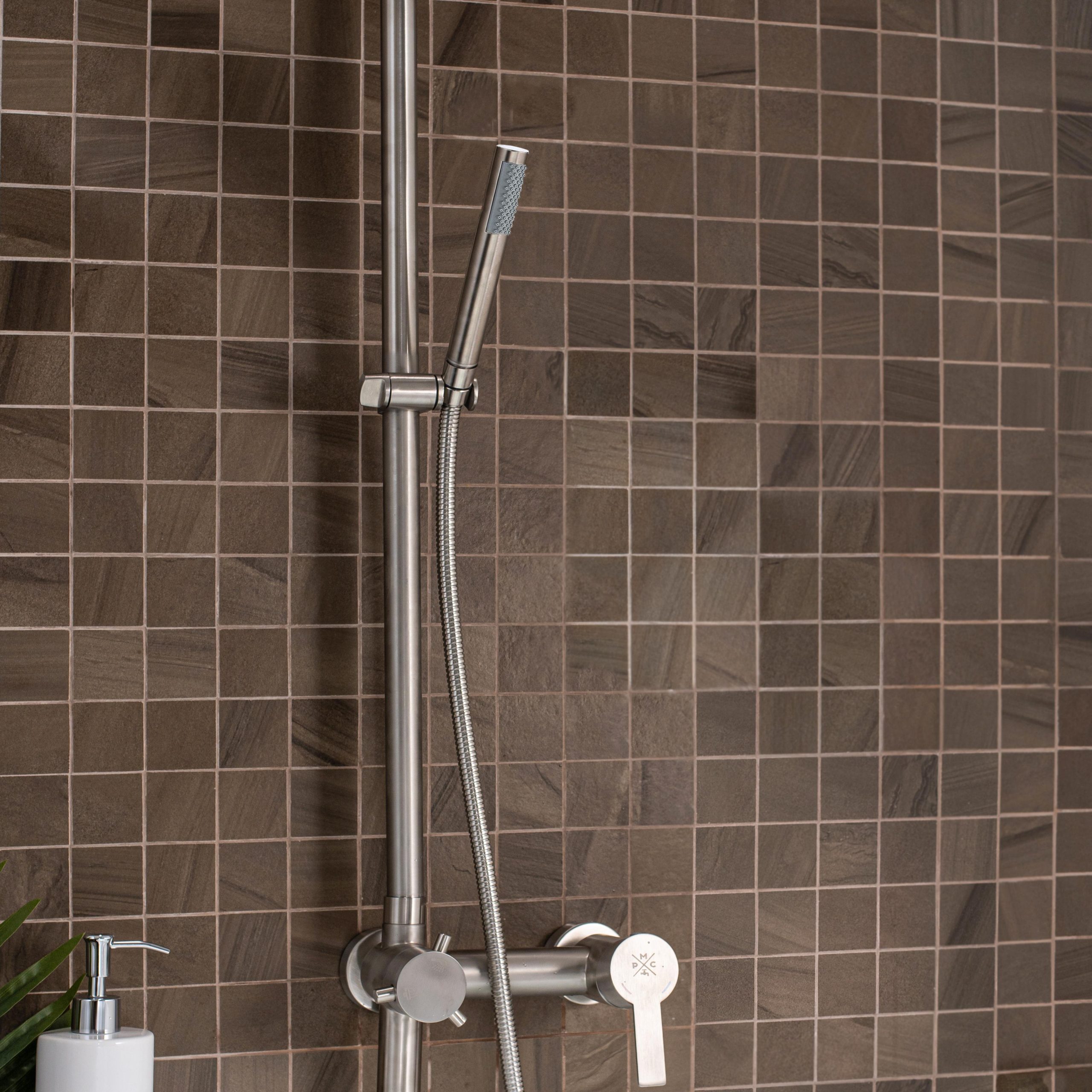 SUS124-009DK Душевая система, ø40