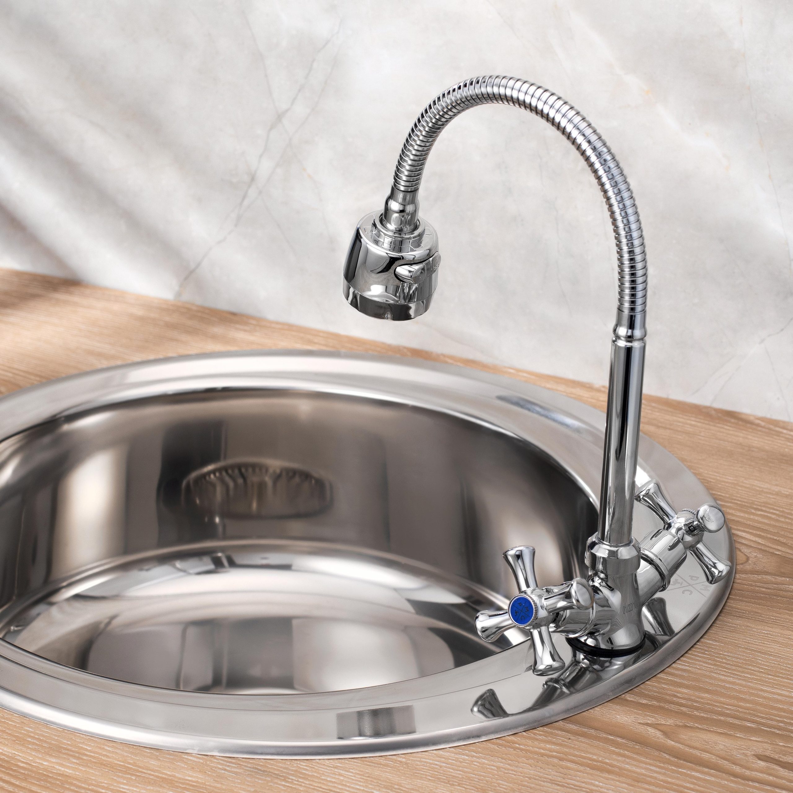 SL138-279F Смеситель для кухни