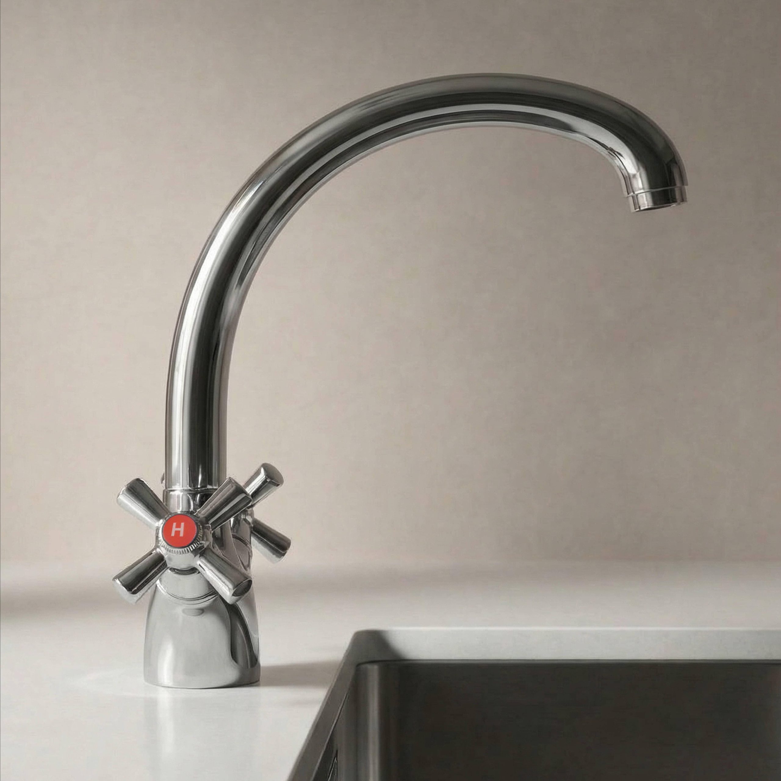 SL138-273F Смеситель для кухни