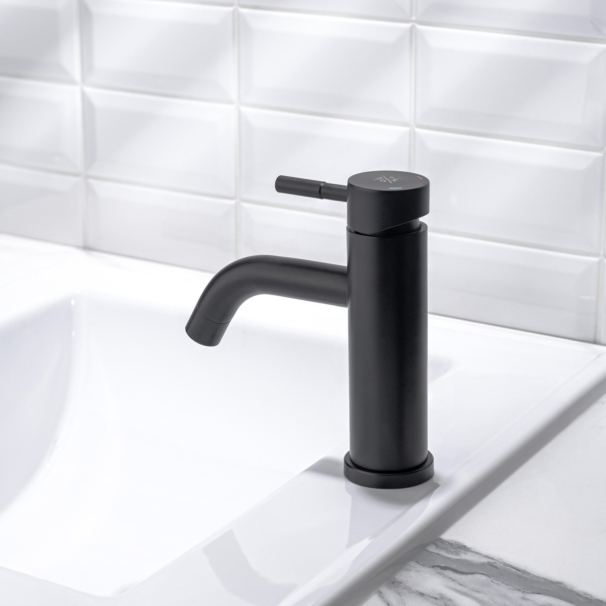 SUS128BL-001F Смеситель для умывальника, ø35