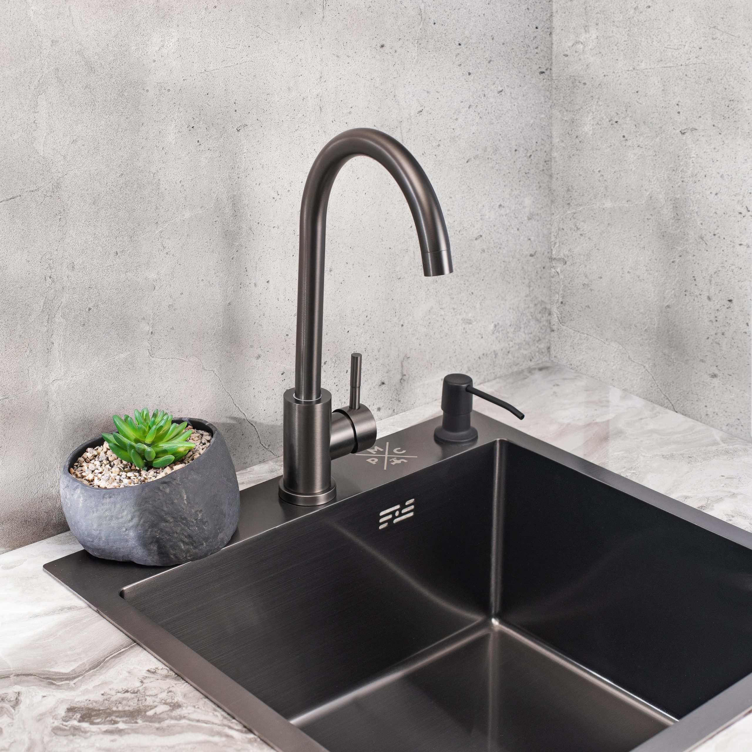 SUS124PVD-017F Смеситель для кухни, ø35