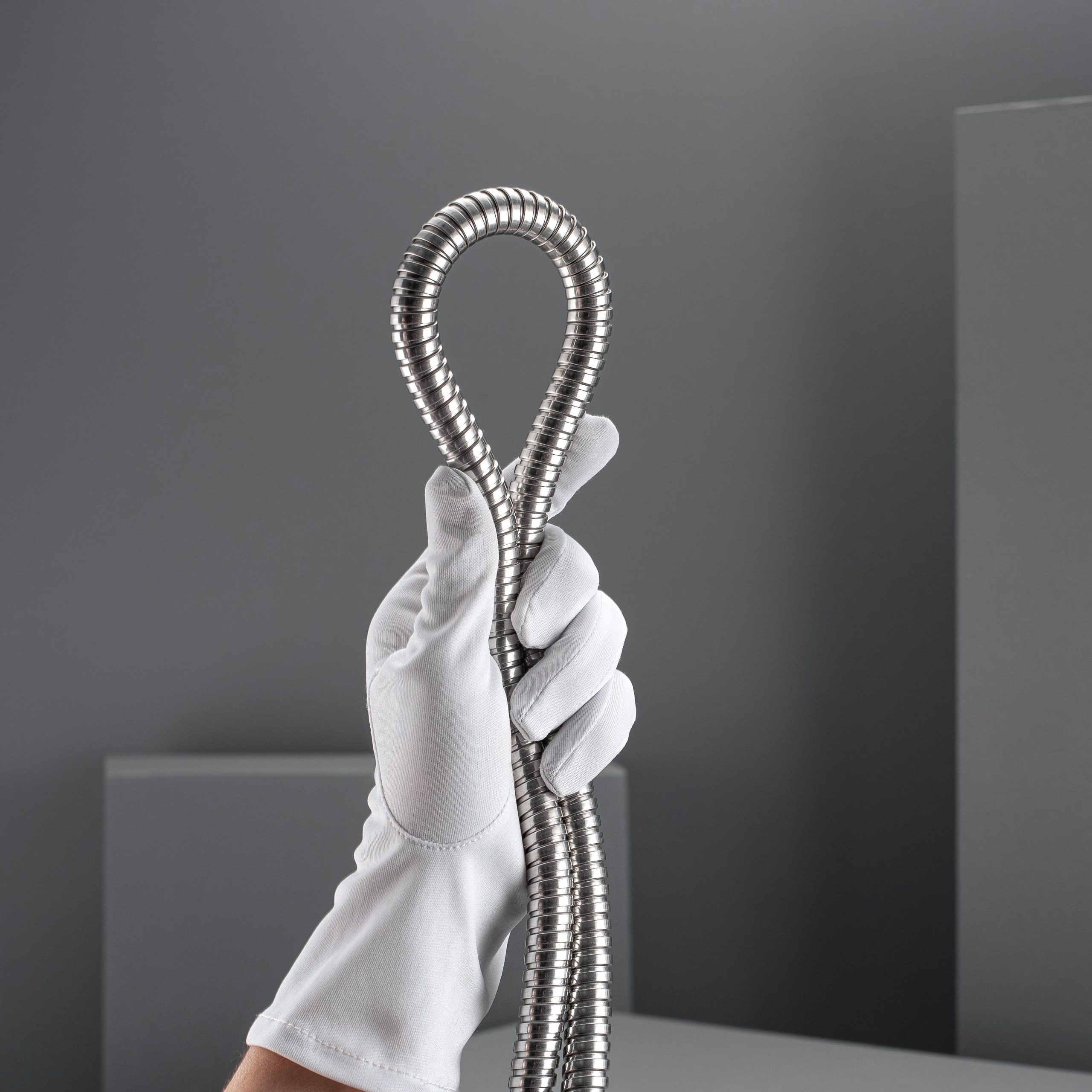 SH 16 Шланг для душа с двойным замком не растяжной - 200 см