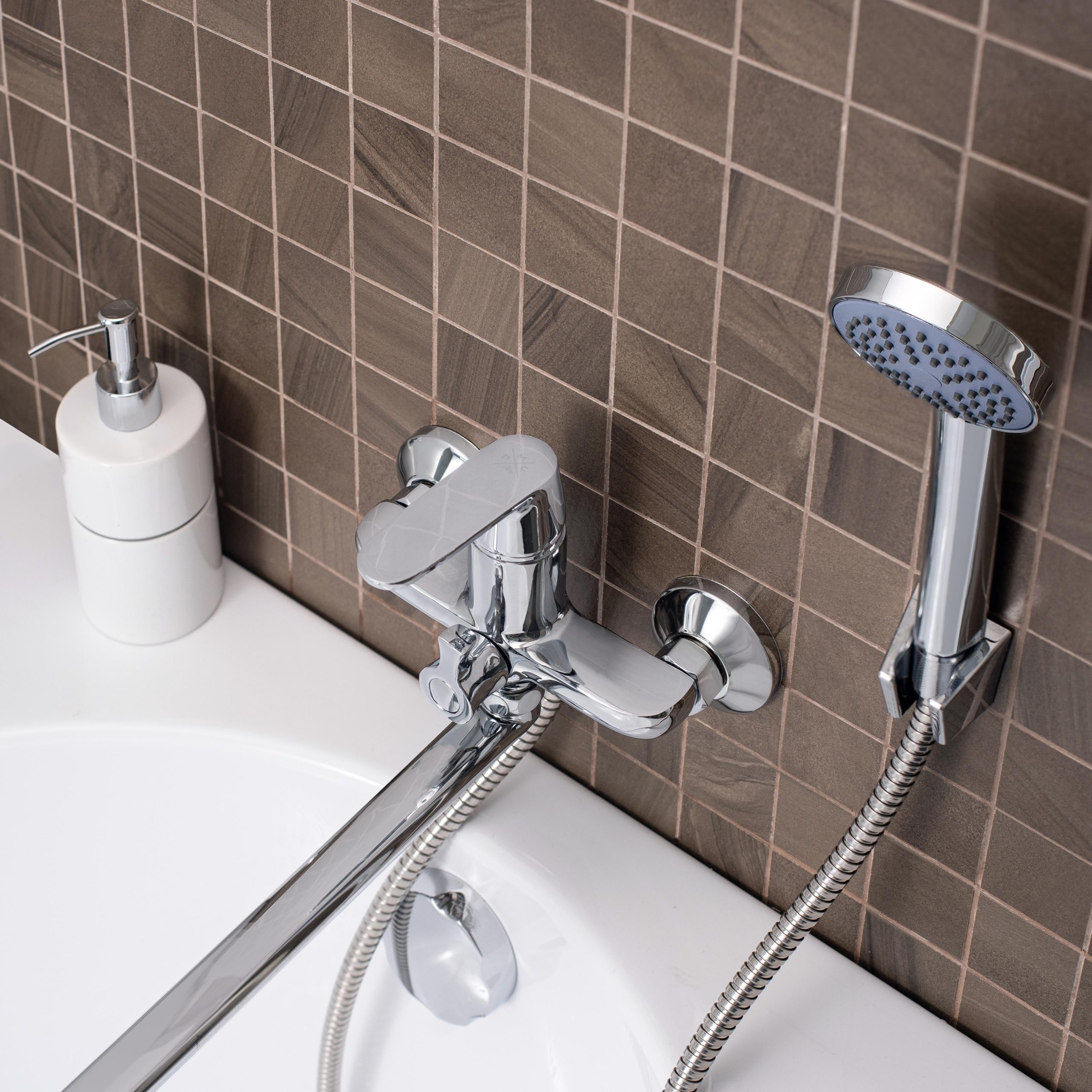 SL123-006E  Смеситель для ванны, Ø35